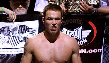 Jake Shields Meets Yoshihiro Akiyama at UFC 144