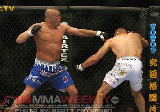 Chuck Liddell and Randy Couture at UFC 52