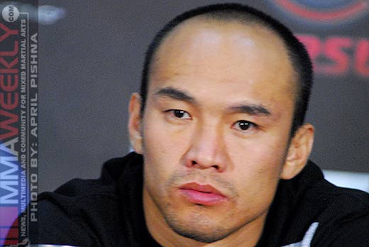 Tiequan Zhang Draws a Krazy Bee at UFC 144