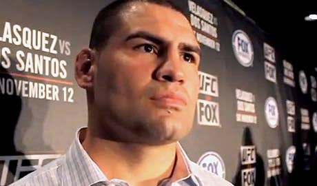 UFC on Fox: Cain Velasquez Sees Fight Going Five Rounds with Junior dos Santos