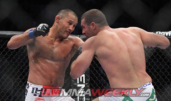 MMAWeekly.com Fight of the Year: Henderson, Shogun Make for Memorable War