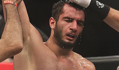 Gegard Mousasi Fought at UFC on Fuel TV 9 on an Injured Knee that Requires Surgery