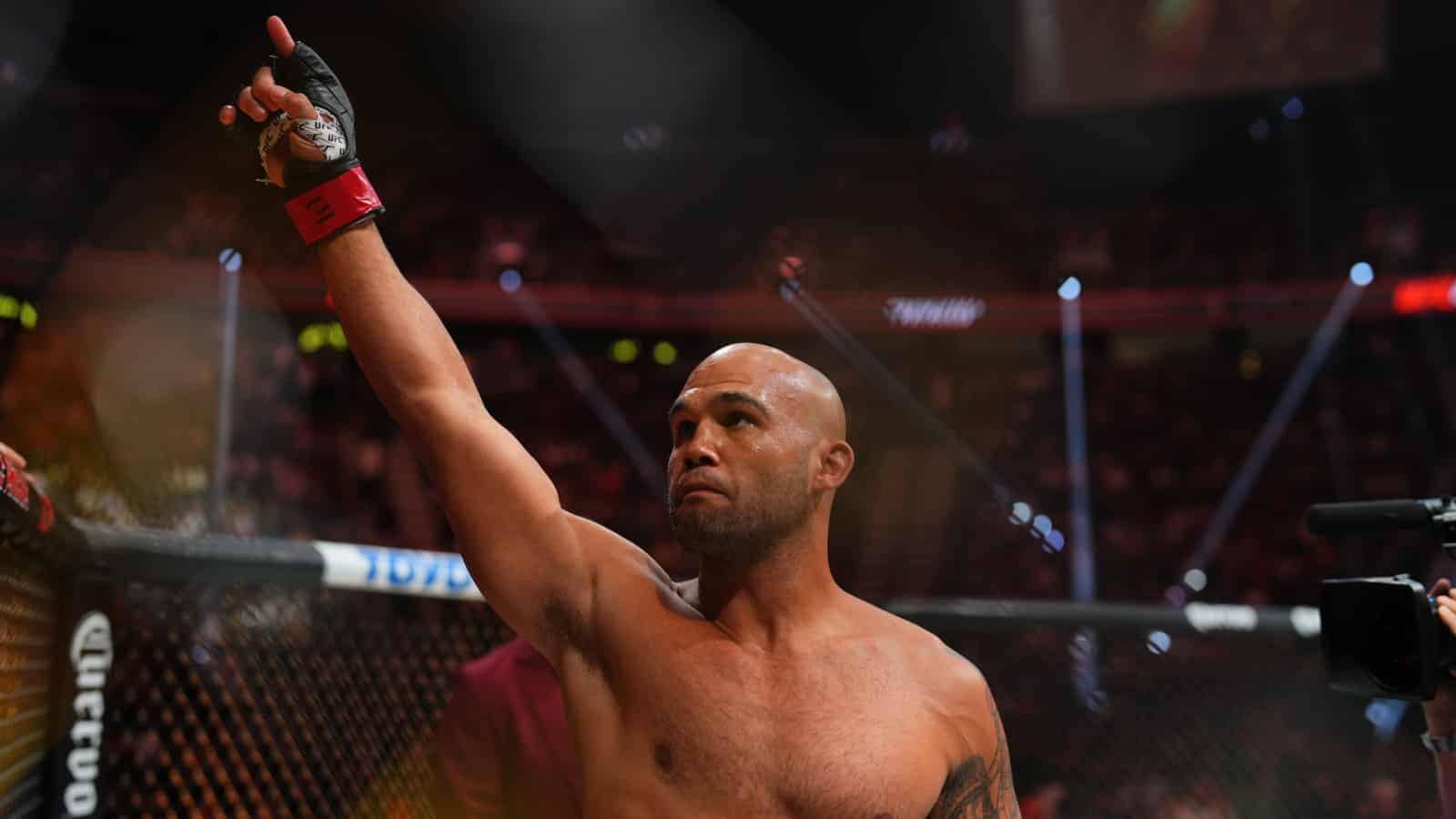 Robbie Lawler wins at UFC 290, says goodbye - MMA Weekly