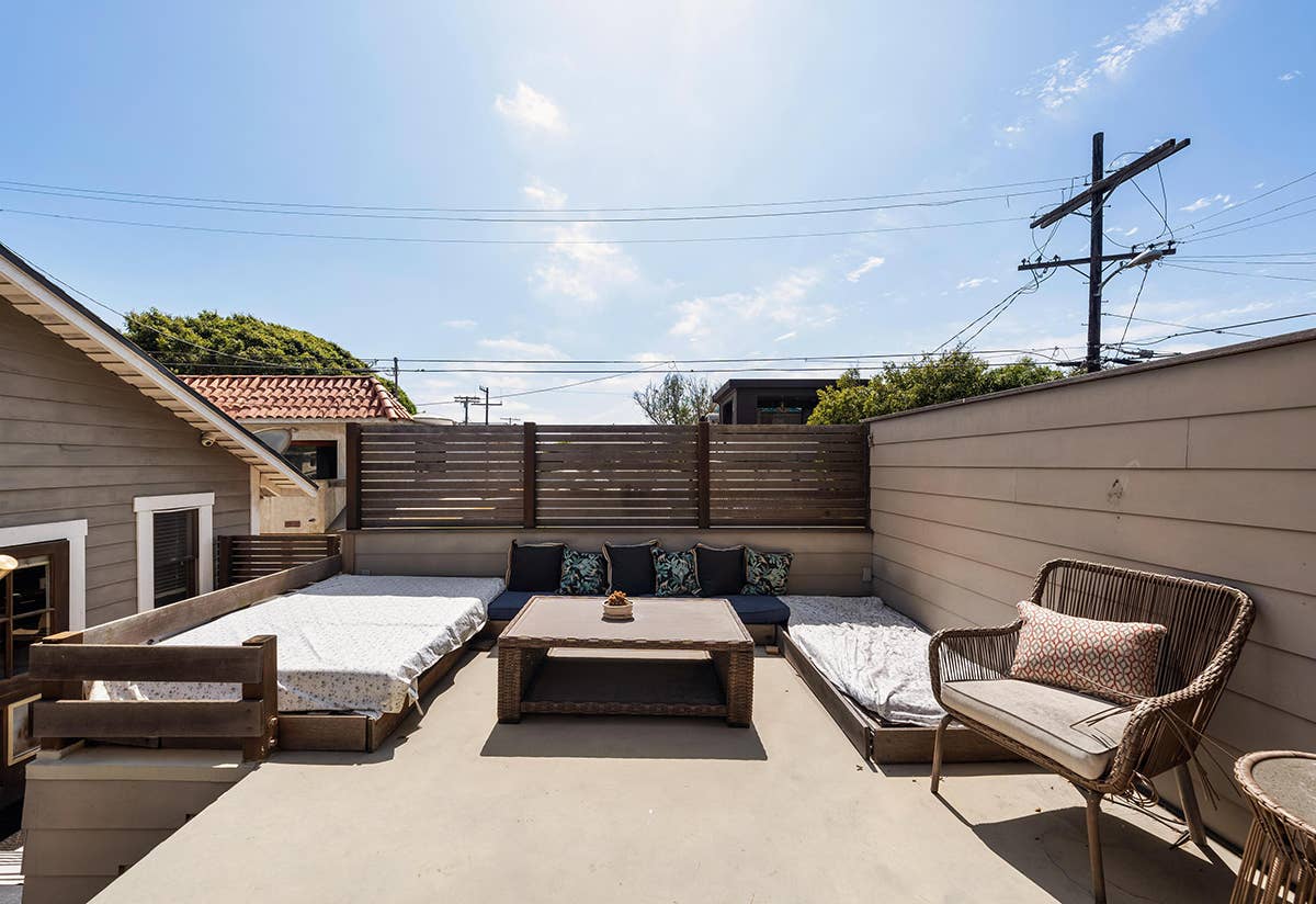 Ronda Rousey looking to offload $1.8 million Los Angeles home - MMA Weekly