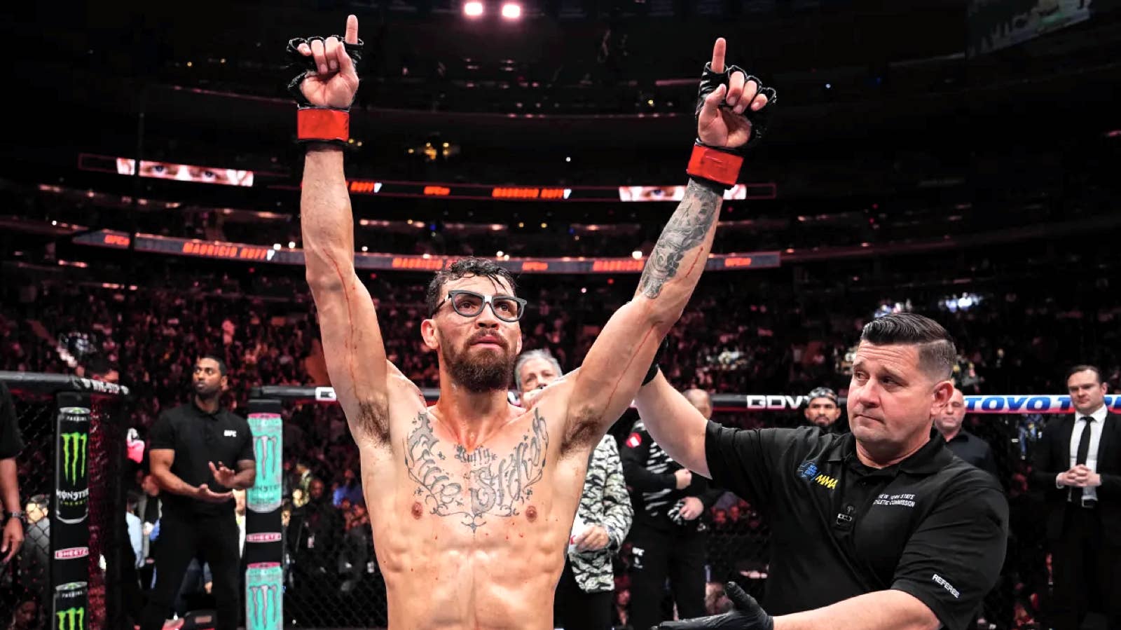 Maurício Ruffy demolishes Michael Chandler at UFC Freedom 250 - MMA Weekly