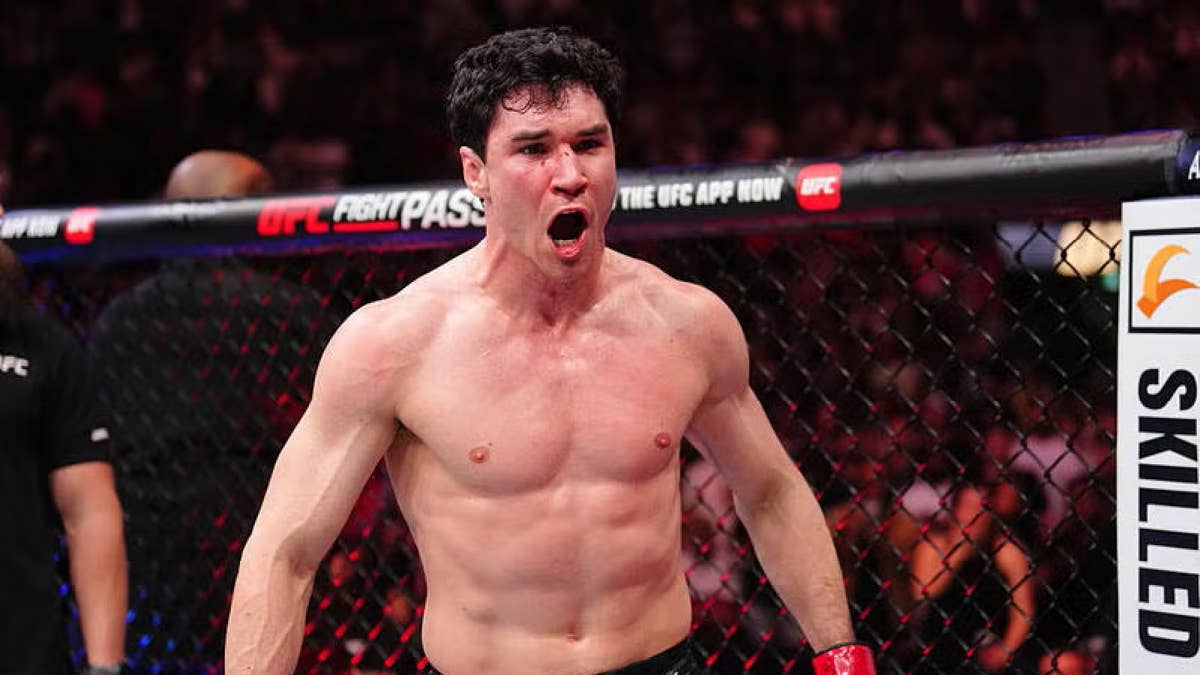 Mike Malott stops Gilbert Burns in UFC Winnipeg main event