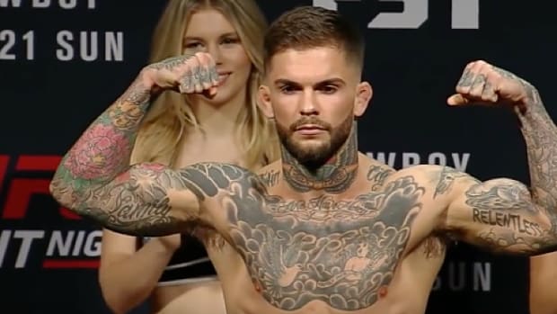 cody-garbrandt-UFN83-weigh-750