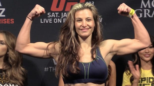UFC-183-Miesha Tate-weigh-in