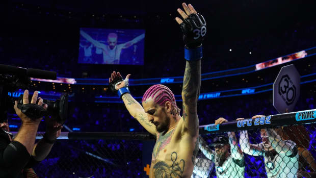 Ufc 152 live stream hot sale