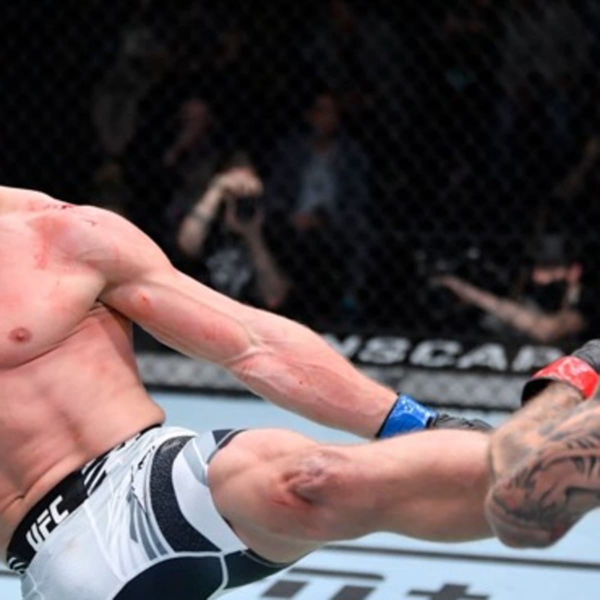 Watch Rafael Fiziev finish Brad Riddell with a spinning wheel kick UFC Vegas 44 Highlight Video