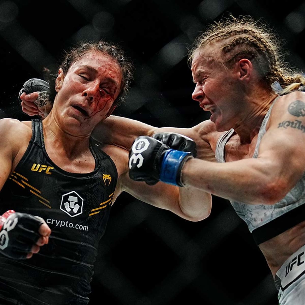 Alexa Grasso & Valentina Shevchenko surprising split draw at Noche UFC -  MMAWeekly.com | UFC and MMA News, Results, Rumors, and Videos