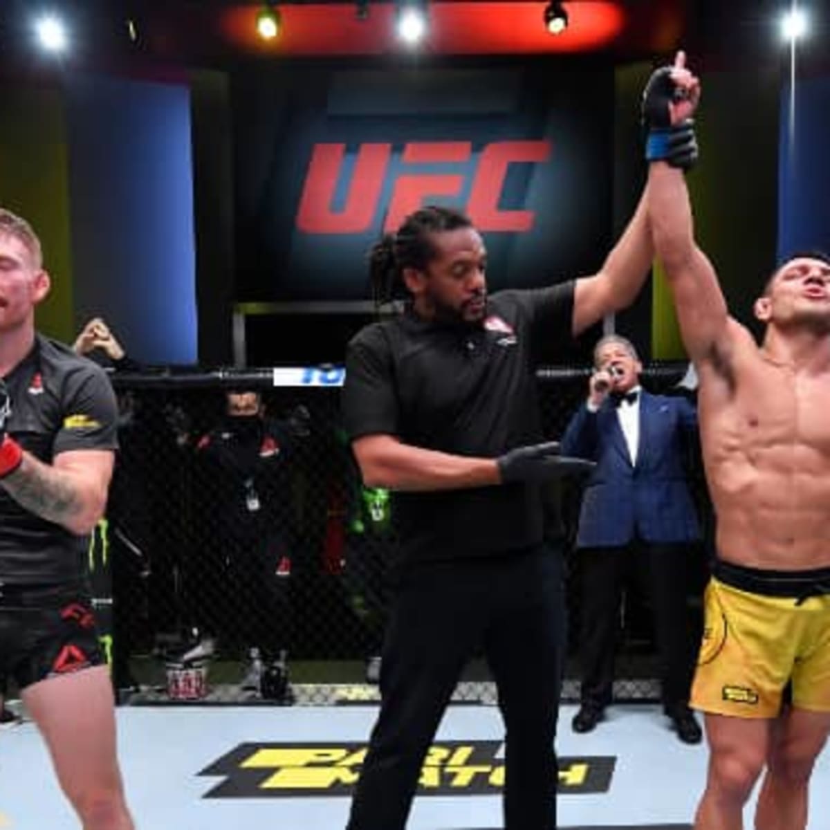Rafael dos Anjos s win over Paul Felder earns UFC Vegas 14