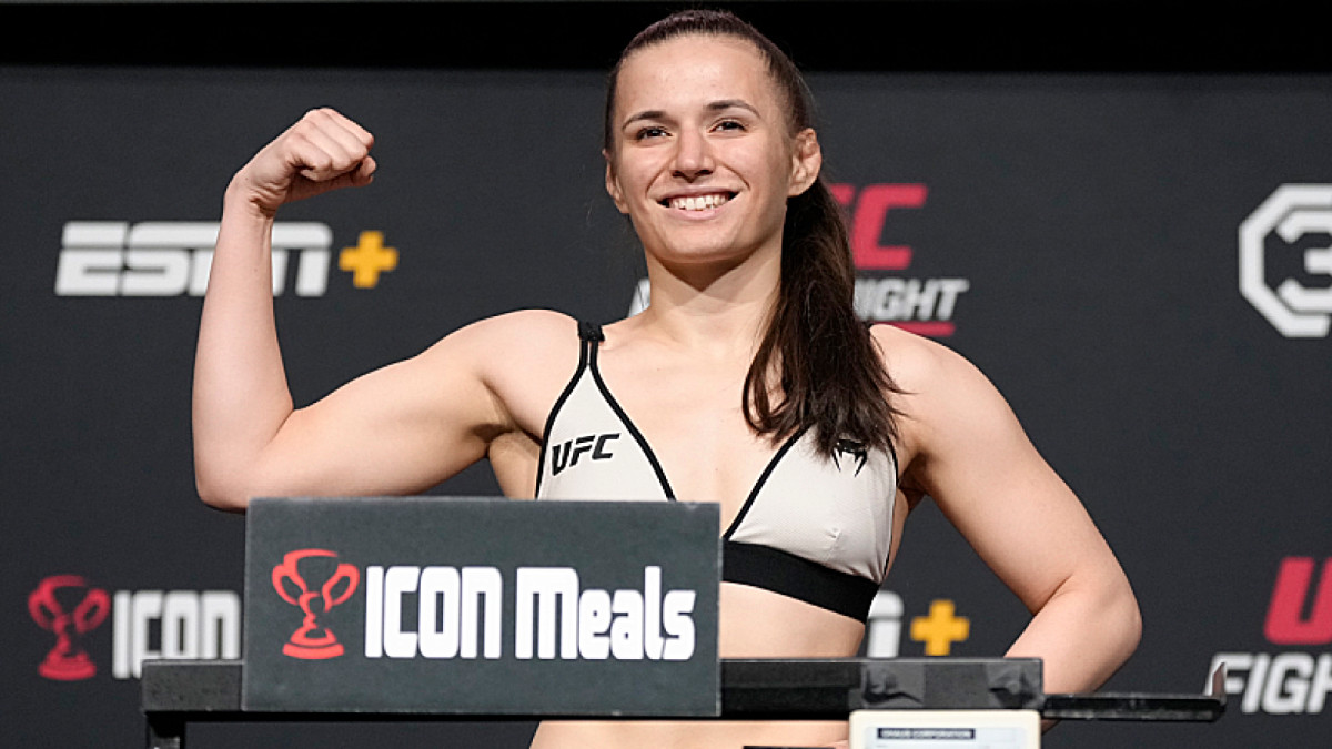 Erin Blanchfield: 'Rose Namajunas is better at 115 pounds' thumbnail