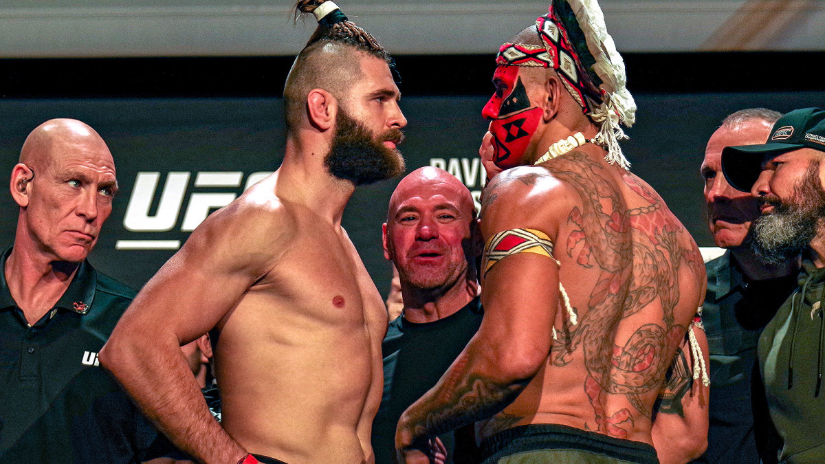UFC 295 Ceremonial Weigh-in Photo Gallery thumbnail