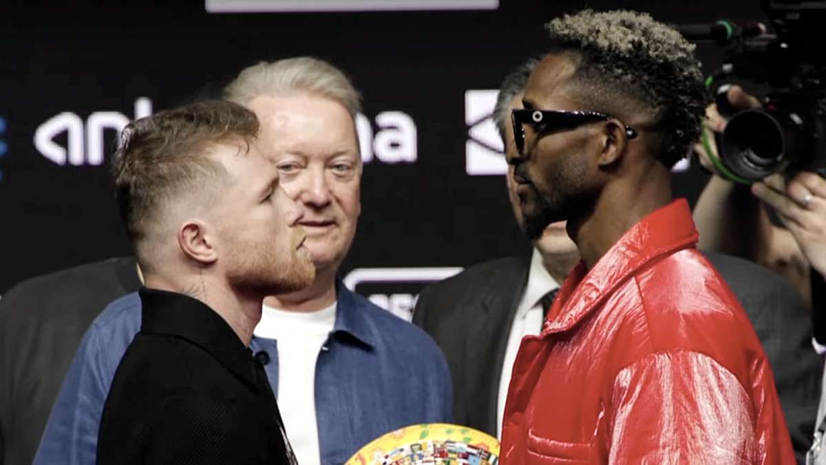 Canelo Alvarez vs. William Scull Press Conference Face-Off