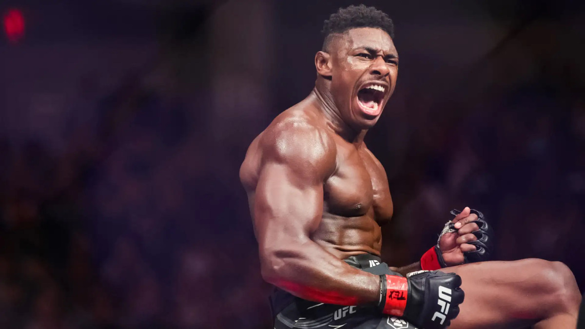Watch Joaquin Buckley piece up Colby Covington | Full Fight Video