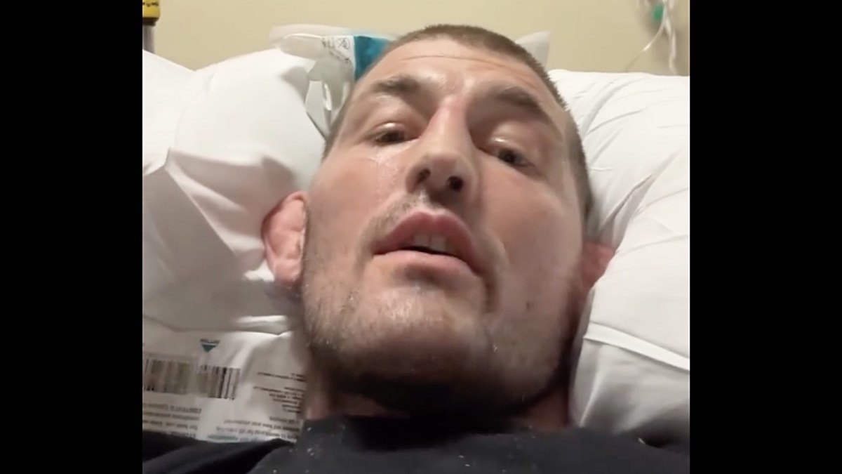 Ben Askren remains hospitalized, provides latest health update