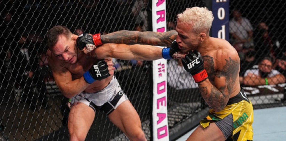 Watch Charles Oliveira finish Michael Chandler | Free UFC Fight