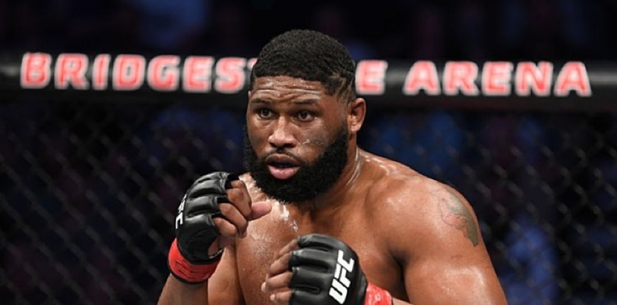 Curtis Blaydes finishes Jailton Almeida with come-from-behind performance