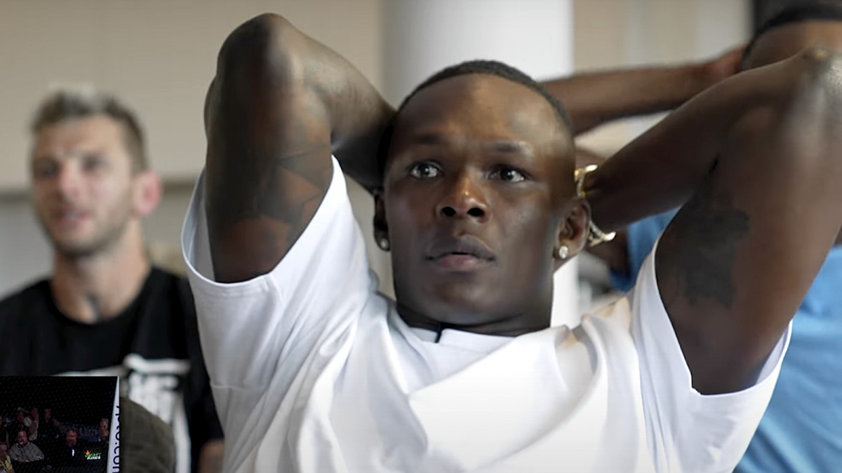 Israel Adesanya reacts to Ilia Topuria knocking out Alexander Volkanovski