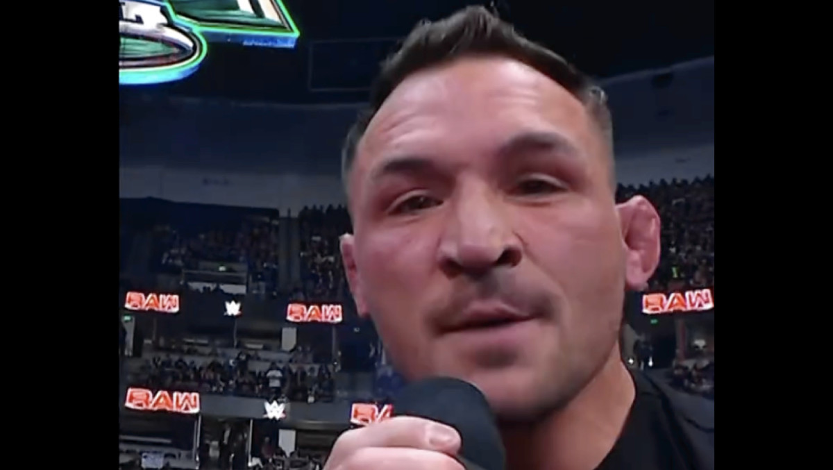 Michael Chandler appears on WWE RAW to call out Conor McGregor