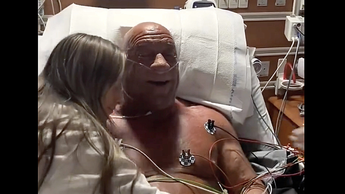 Mark Coleman awake in hospital: ‘I’m so lucky’