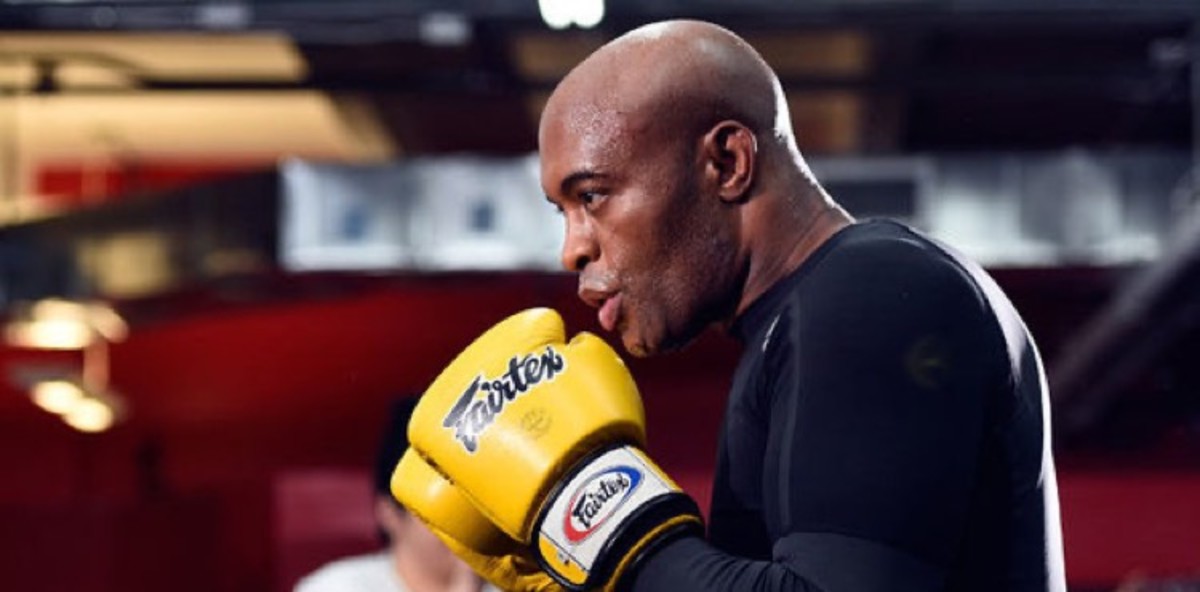 former-ufc-champion-anderson-silva-open-to-boxing-jake-or-logan-paul