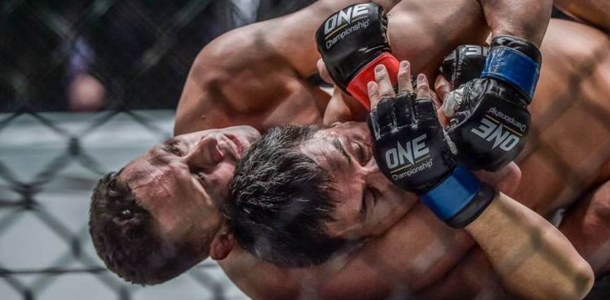 FIGHT VIDEO Watch 51YearOld Renzo Gracie Choke Out Yuki Kondo in