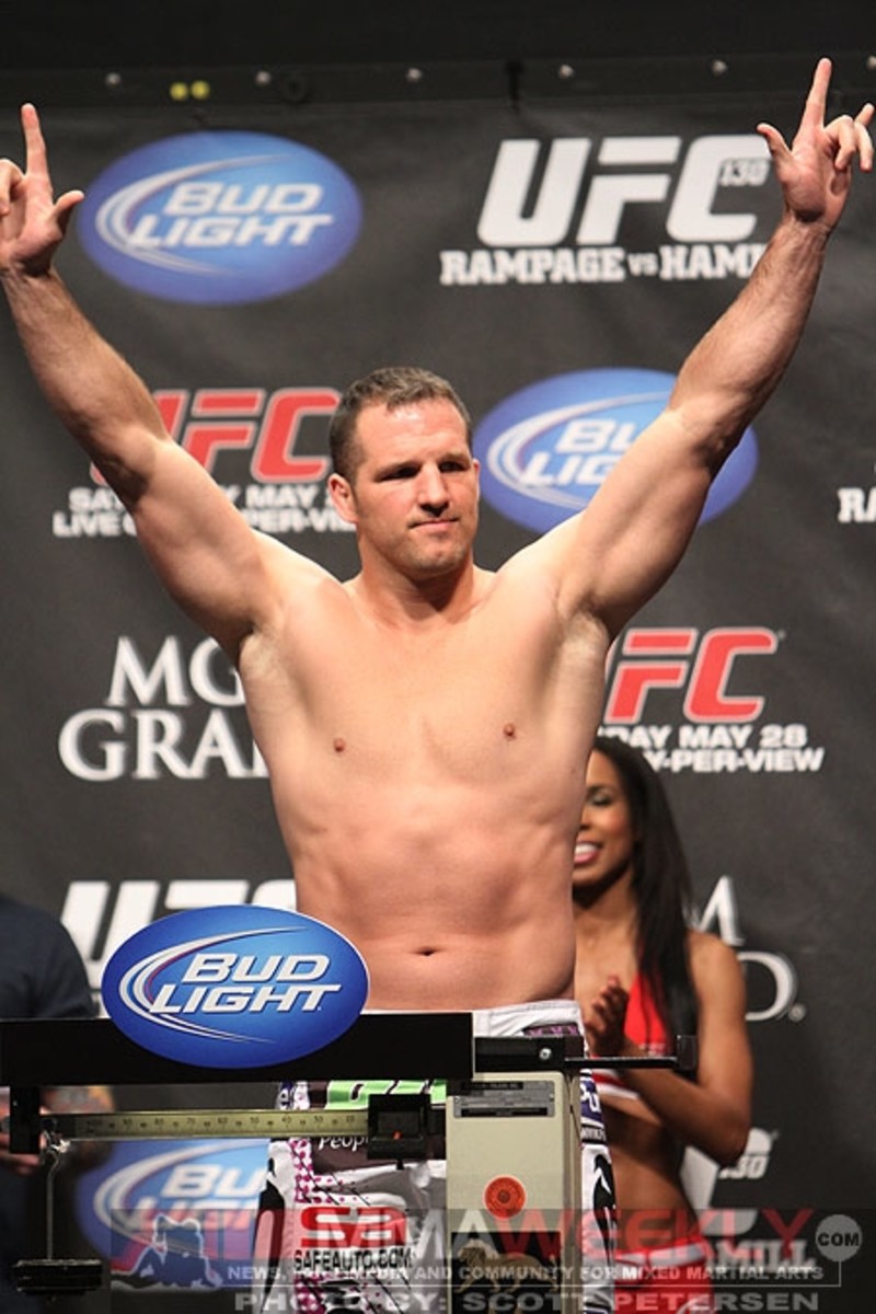 UFC 152 Results Matt Hamill Grinds Out Decision Win in His Return to
