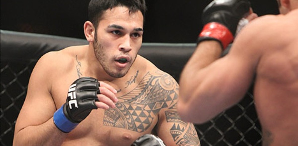 UFC middleweight Brad Tavares out of 'TUF' 27 Finale bout