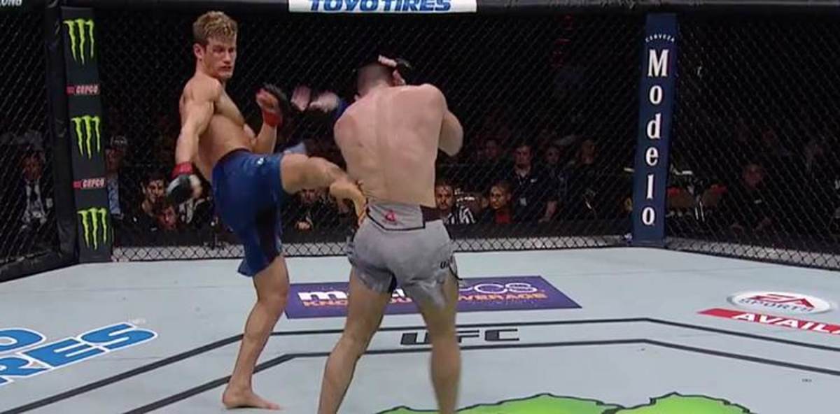 Sage Northcutt Mixes Up Striking En Route to Decision Win (UFC Austin
