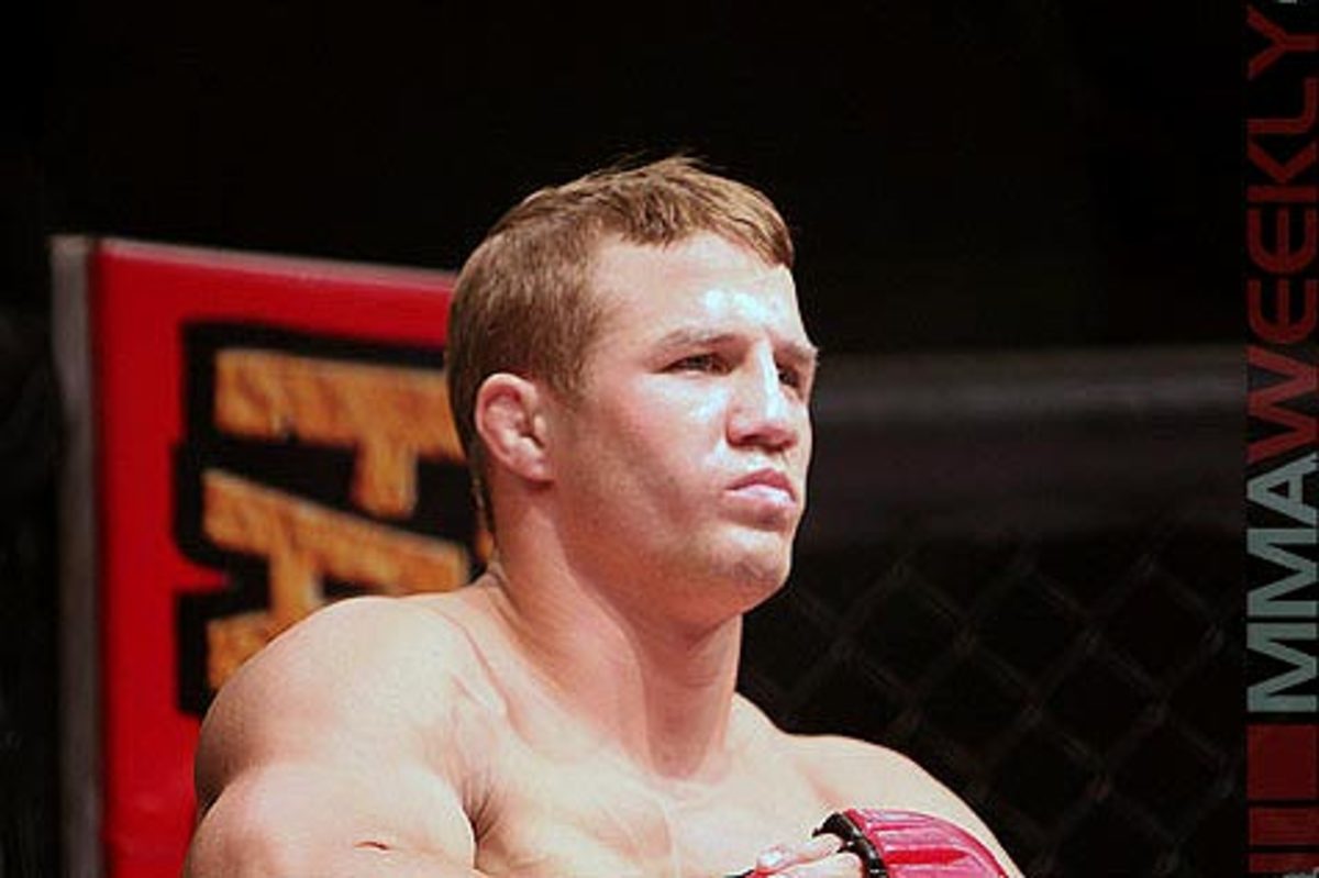 Justin Wilcox Unleashes the Silverback at Strikeforce Challengers 15