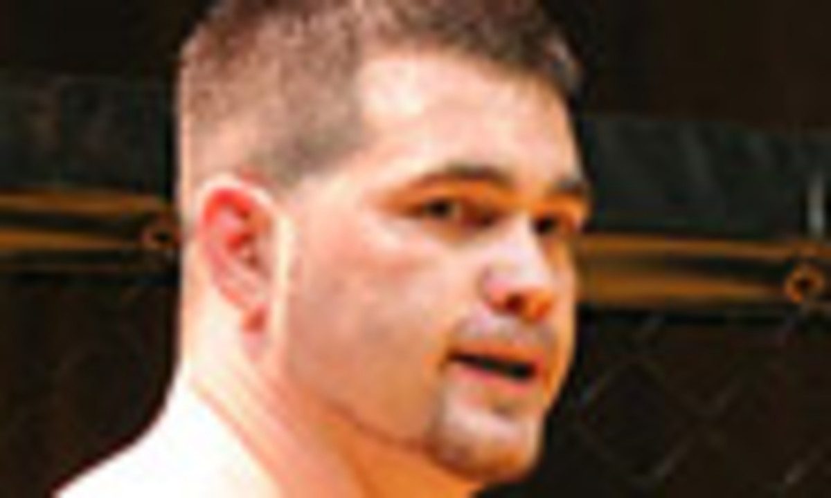 Mark Scanlon and James Head added to Birmingham card for UFC 138, UFC News