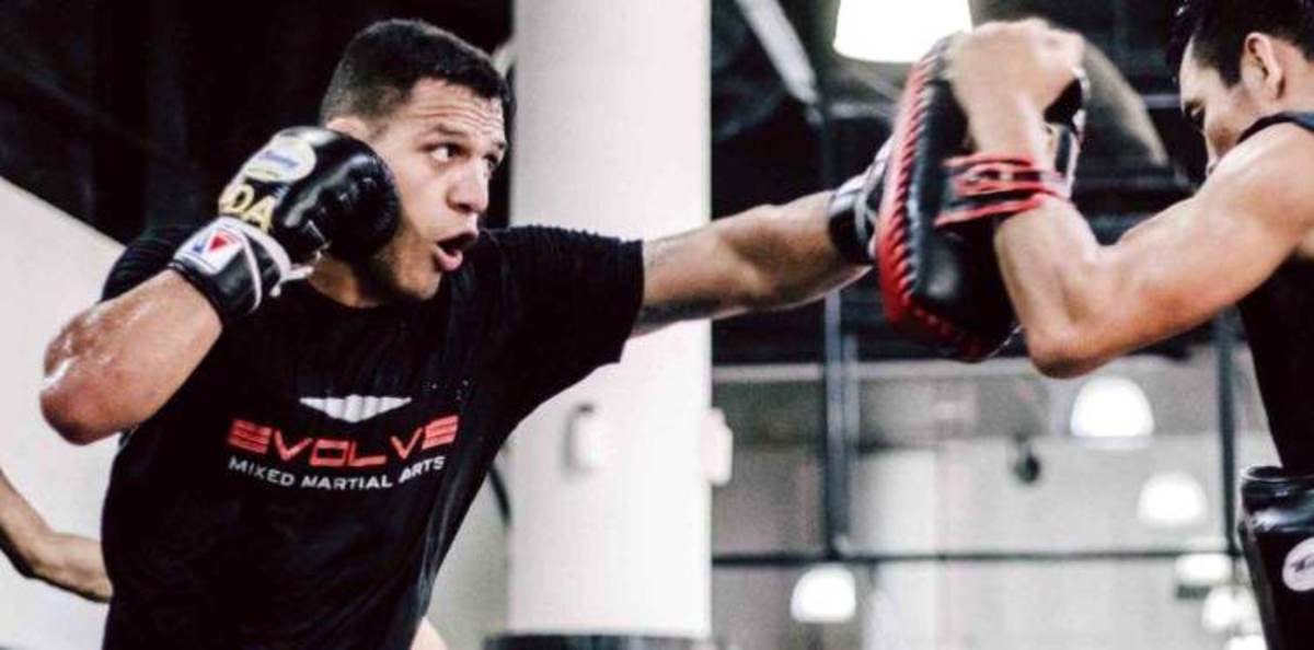 evolve-mma-in-singapore-is-offering-fighters-a-salary-mmaweekly