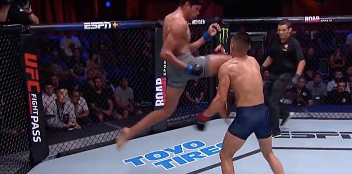 What gets a fighter into the UFC? Ask the Flying Knee! (fight