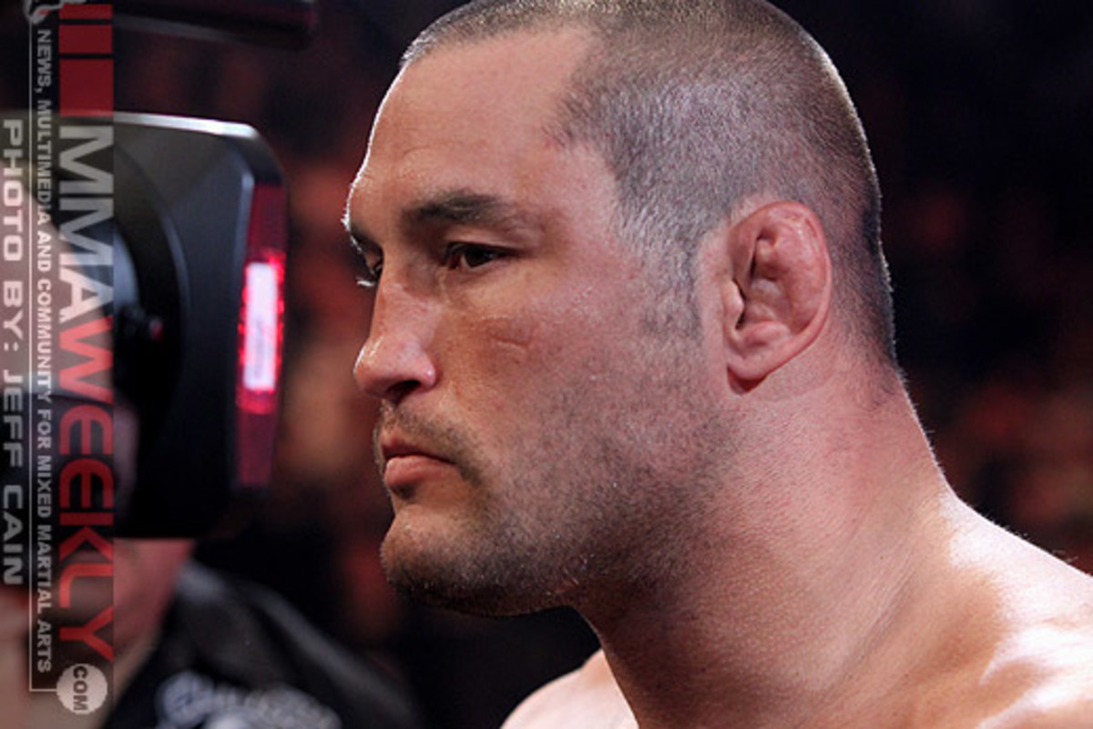 Watch MMA Uncensored Live Tonight at 11 pm ET, Featuring Dan Henderson, on MMAWeekly