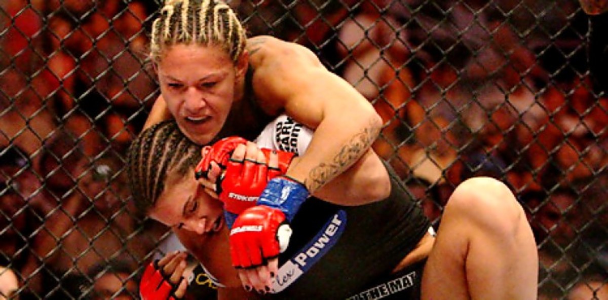 UFC 198 Free Fight Cris Topples Gina Carano