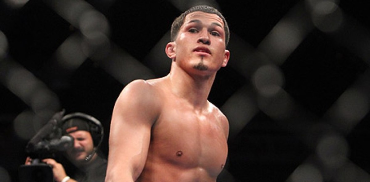 хамзат чимаев уиттакер. многие бойцы. многие бойцы. каллум смит рука после боя. бойцы оп.