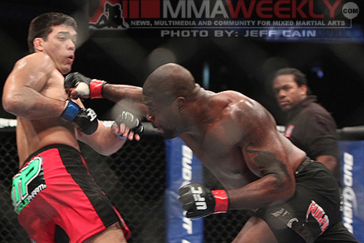 UFC 123 Live PlayByPlay Lyoto Machida vs. Quinton Jackson