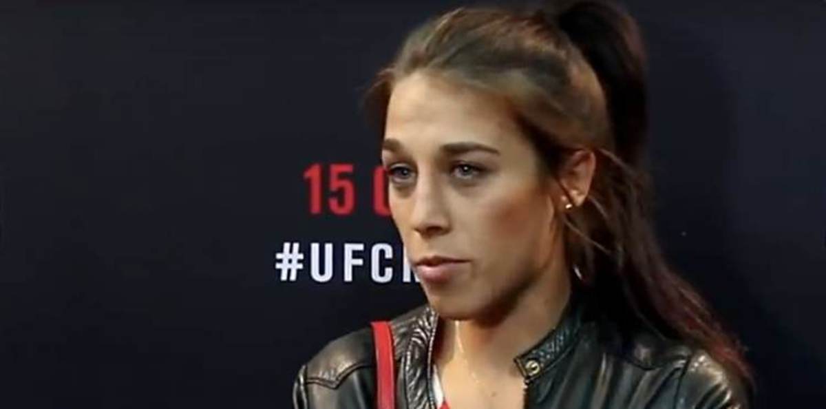 Joanna Jedrzejczyk Turns Tables on Reporter Digging for Conor McGregor ...