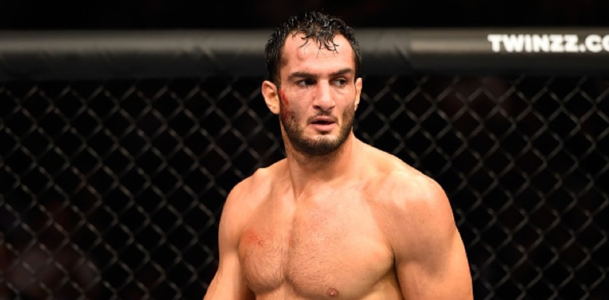 В тихом омуте черти водятся стих. Он был бойцом не робкого десятка. Он был бойцом не робкого десятка. Он был бойцом не робкого десятка. Он был бойцом не робкого десятка.