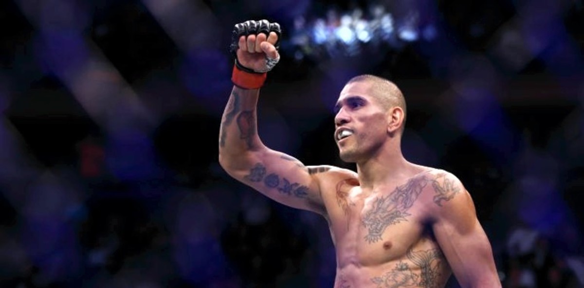 Watch Alex Pereira KO Sean Strickland UFC Fight Video