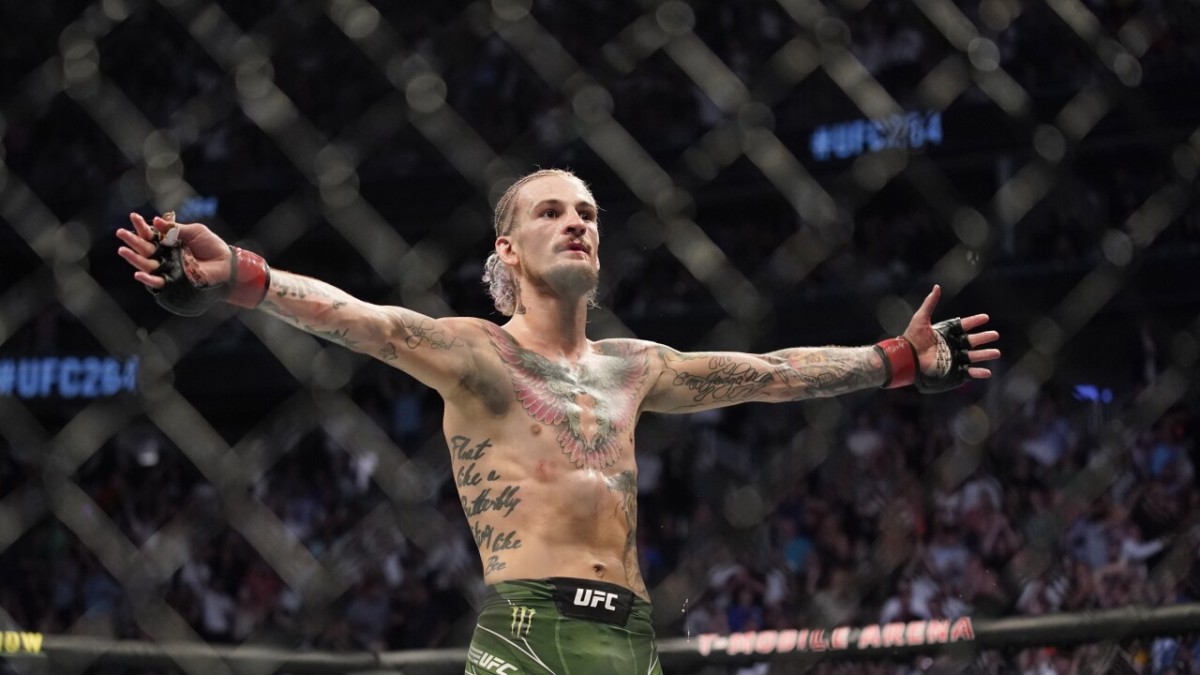 Sean O'Malley finishes Aljamain Sterling in UFC 292 main event