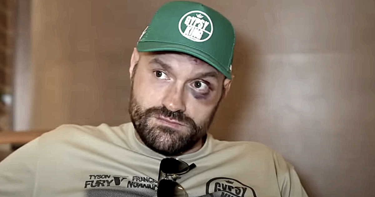 Tyson Fury protests 'robbery' after Oleksandr Usyk loss - MMA Weekly