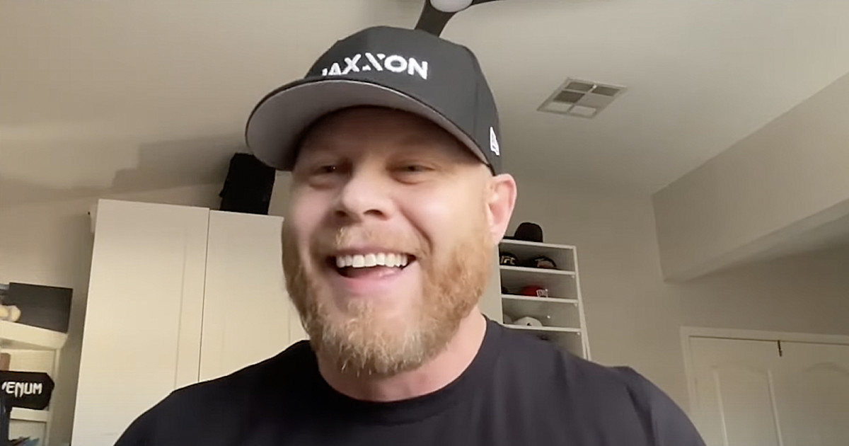 Sean Strickland coach takes responsibility for UFC 297 loss - MMA Weekly