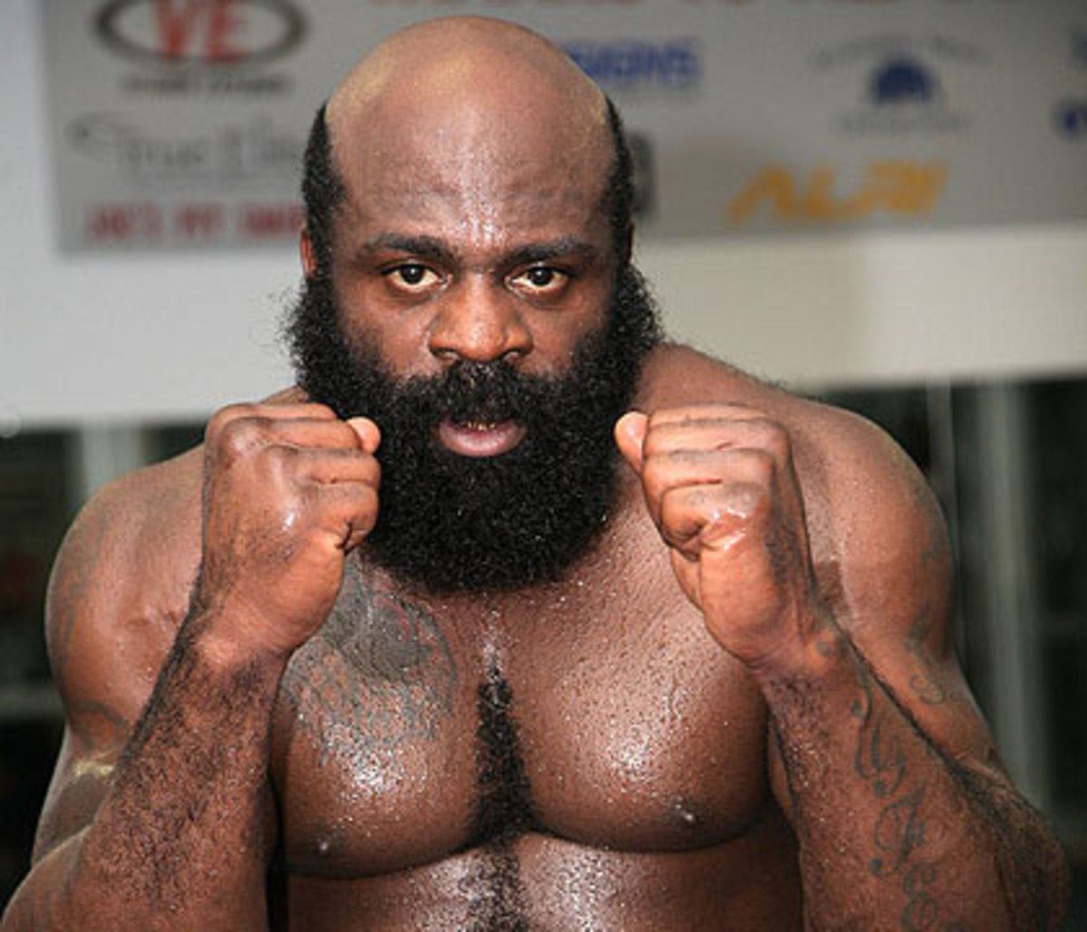 Promoter Wants Former UFC Fighter Kimbo Slice to Face the NFL's Ray ...
