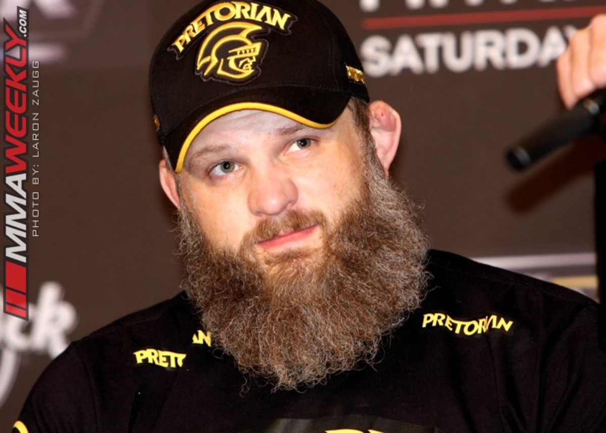 Roy Nelson at the TUF 16 Finale