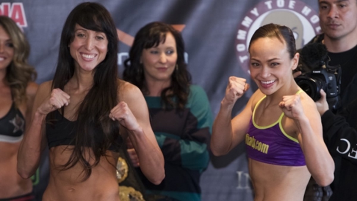 008_Jessica_Penne_and_Michelle_Waterson-478x270