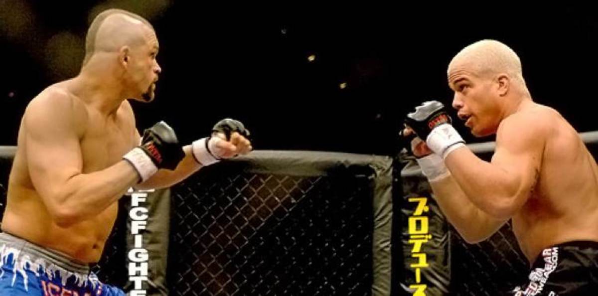 Chuck Liddell vs Tito Ortiz UFC47